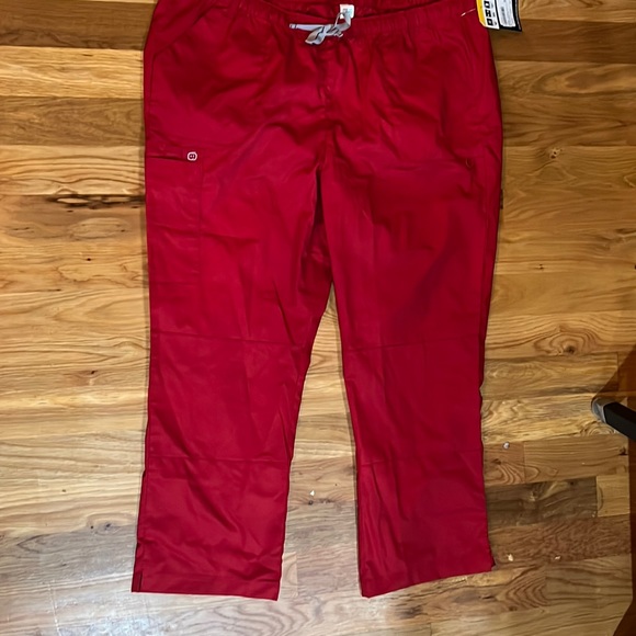 Wonder wink 2X petite scrub pants originally $25 asking 15 obo beautiful Red! - Picture 1 of 3